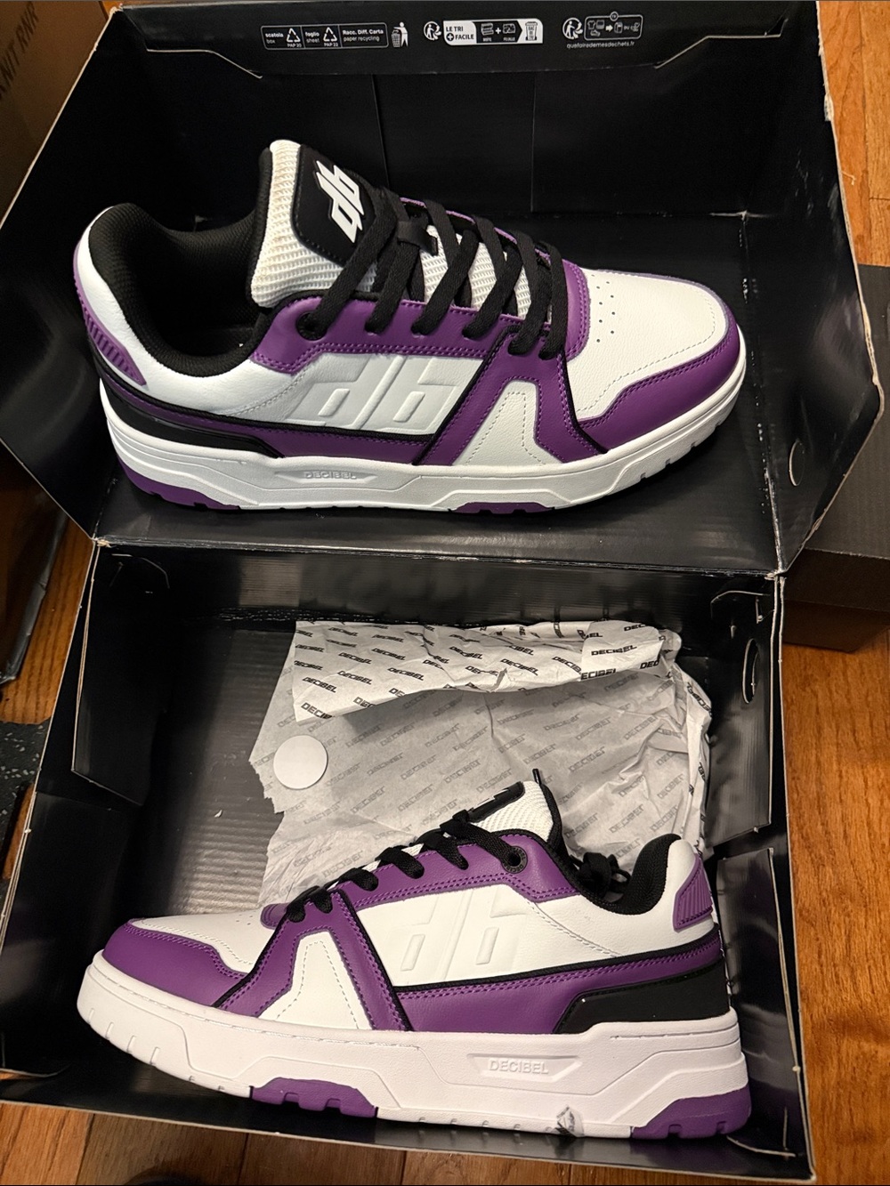 Decibel Low-Top Sneakers in White & Purple